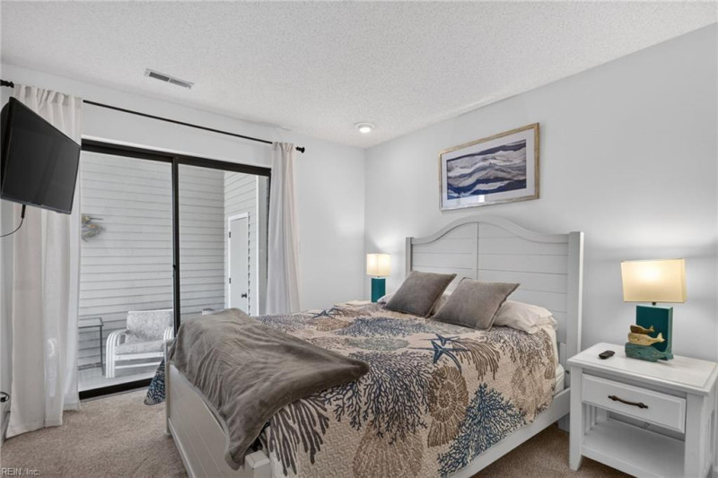 Photo 33 of 48 residential for sale in Virginia Beach virginia