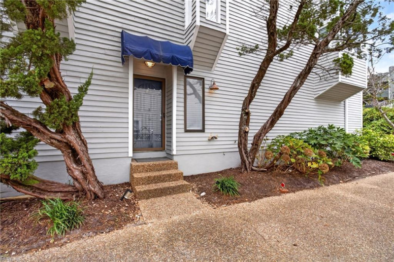 Photo 37 of 48 residential for sale in Virginia Beach virginia