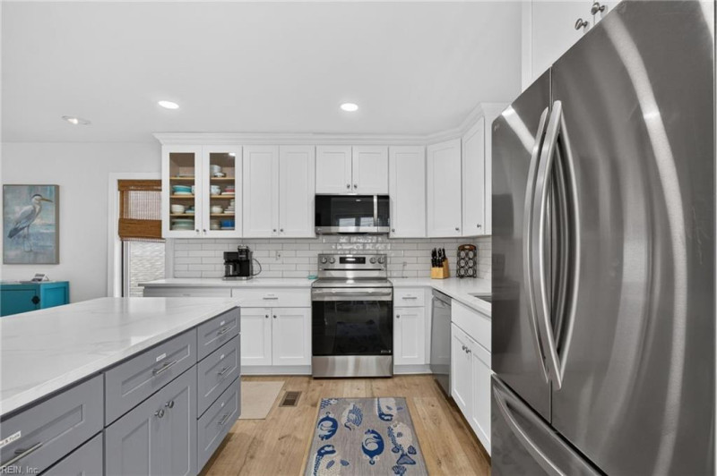 Photo 5 of 48 residential for sale in Virginia Beach virginia