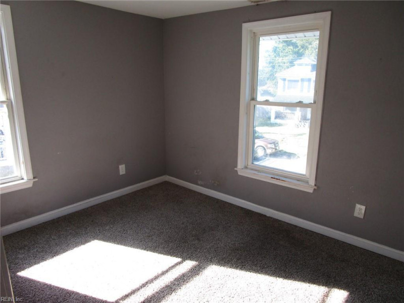Photo 13 of 20 residential for sale in Newport News virginia