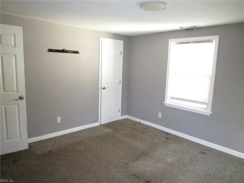 Photo 19 of 20 residential for sale in Newport News virginia