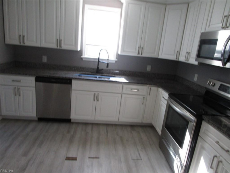 Photo 8 of 20 residential for sale in Newport News virginia