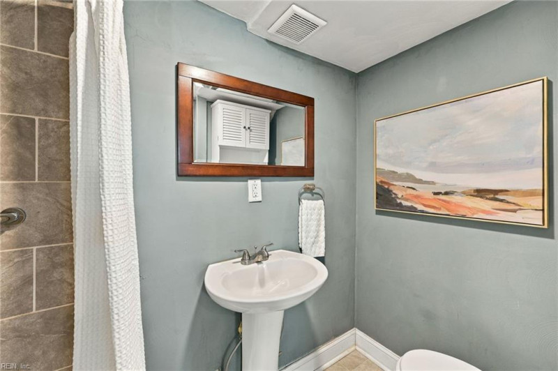 Photo 27 of 50 residential for sale in Hampton virginia Photo 27 of 50 residential for sale in Hampton virginia