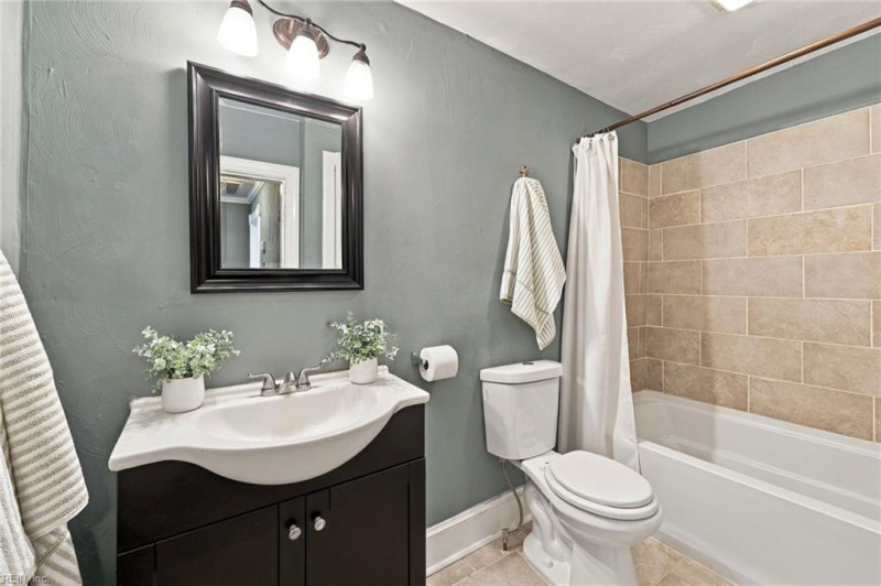 Photo 34 of 50 residential for sale in Hampton virginia Photo 34 of 50 residential for sale in Hampton virginia