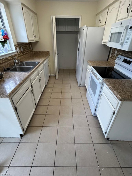 Photo 2 of 24 residential for sale in Chesapeake virginia Photo 2 of 24 residential for sale in Chesapeake virginia