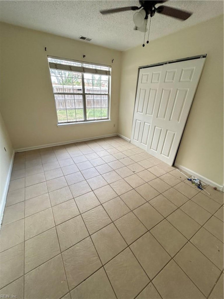 Photo 7 of 24 residential for sale in Chesapeake virginia Photo 7 of 24 residential for sale in Chesapeake virginia