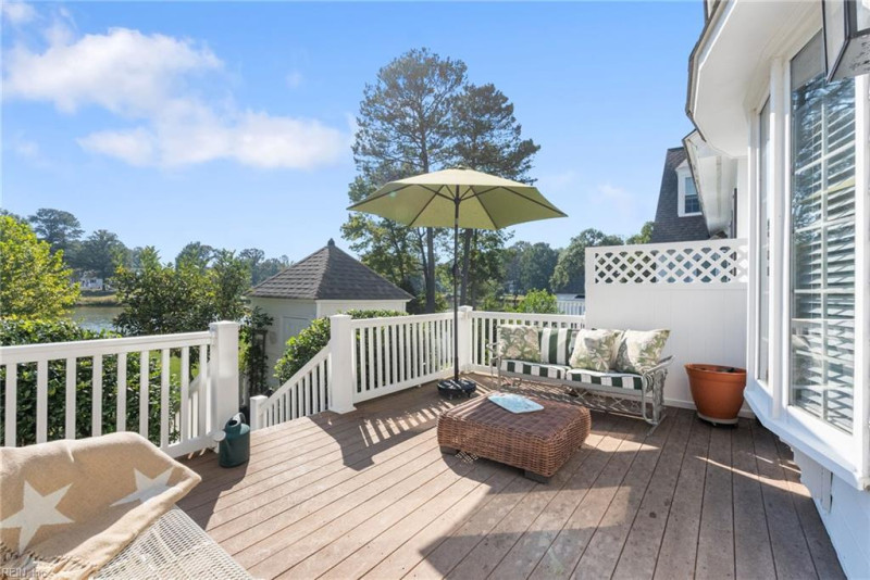 Photo 3 of 38 residential for sale in James City County virginia