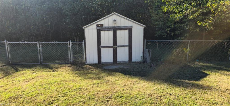 Photo 10 of 10 residential for sale in York County virginia