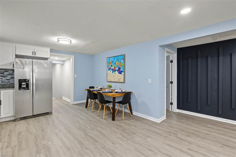 Photo 12 of 31 residential for sale in Chesapeake virginia