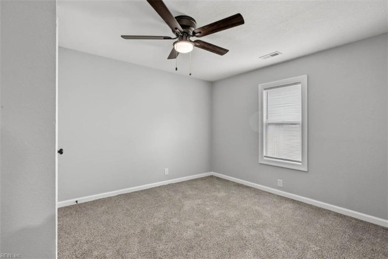 Photo 24 of 31 residential for sale in Chesapeake virginia