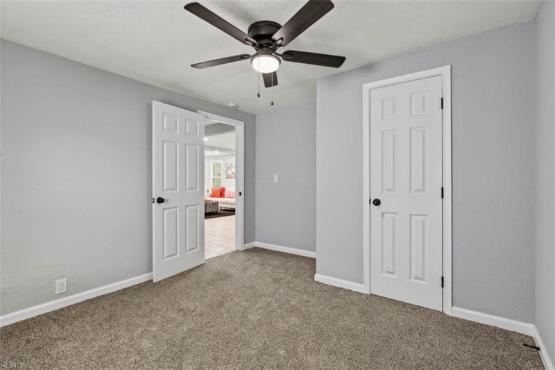 Photo 25 of 31 residential for sale in Chesapeake virginia