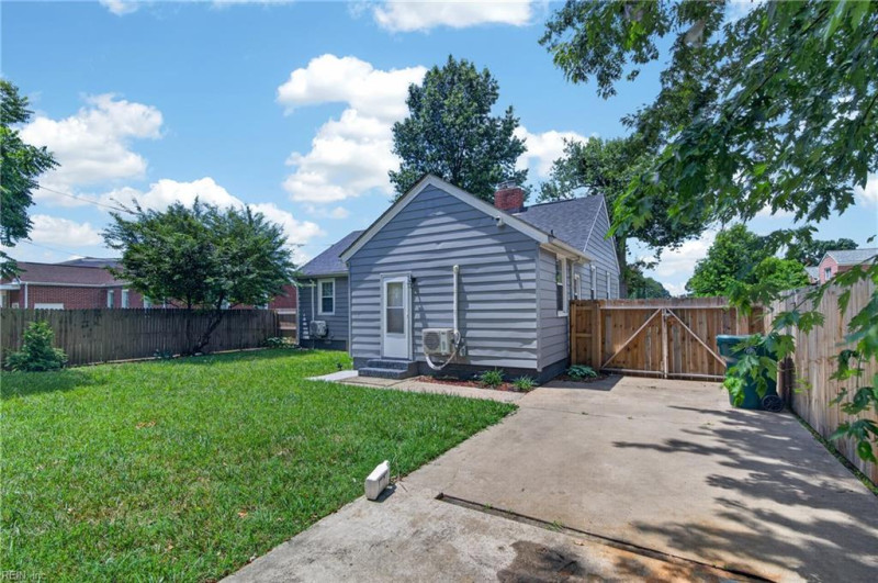 Photo 28 of 31 residential for sale in Newport News virginia