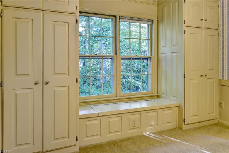 Photo 19 of 31 residential for sale in Williamsburg virginia