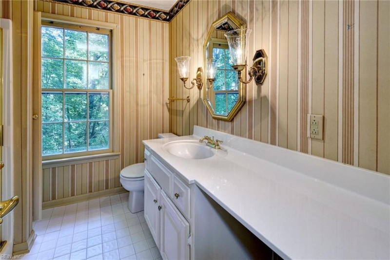 Photo 27 of 31 residential for sale in Williamsburg virginia
