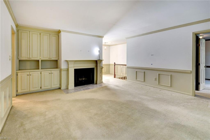 Photo 8 of 31 residential for sale in Williamsburg virginia