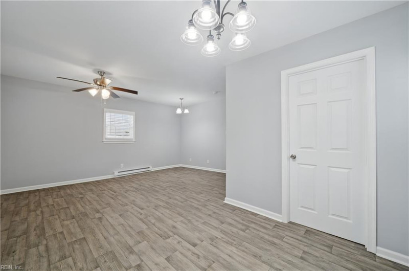 Photo 14 of 36 residential for sale in Newport News virginia