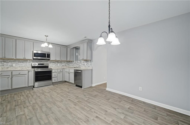 Photo 9 of 36 residential for sale in Newport News virginia