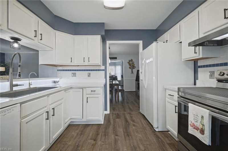 Photo 12 of 49 residential for sale in Newport News virginia