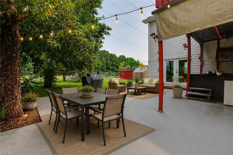 Photo 28 of 38 residential for sale in Chesapeake virginia
