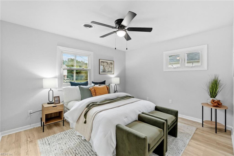 Photo 20 of 48 residential for sale in Hampton virginia