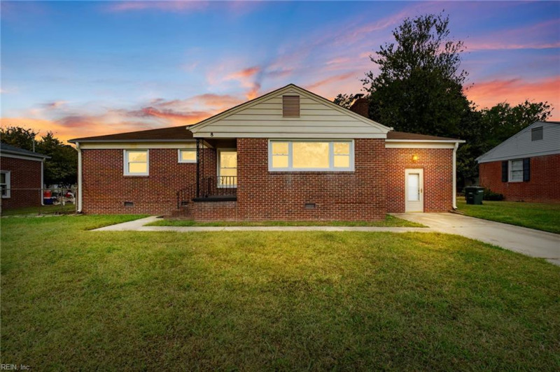 Photo 29 of 48 residential for sale in Hampton virginia