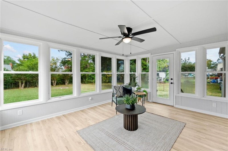 Photo 8 of 48 residential for sale in Hampton virginia