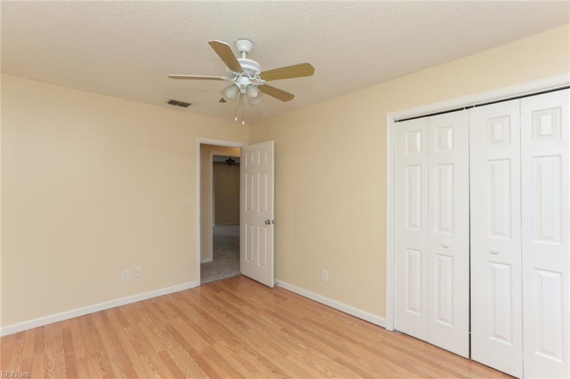 Photo 28 of 46 residential for sale in Chesapeake virginia
