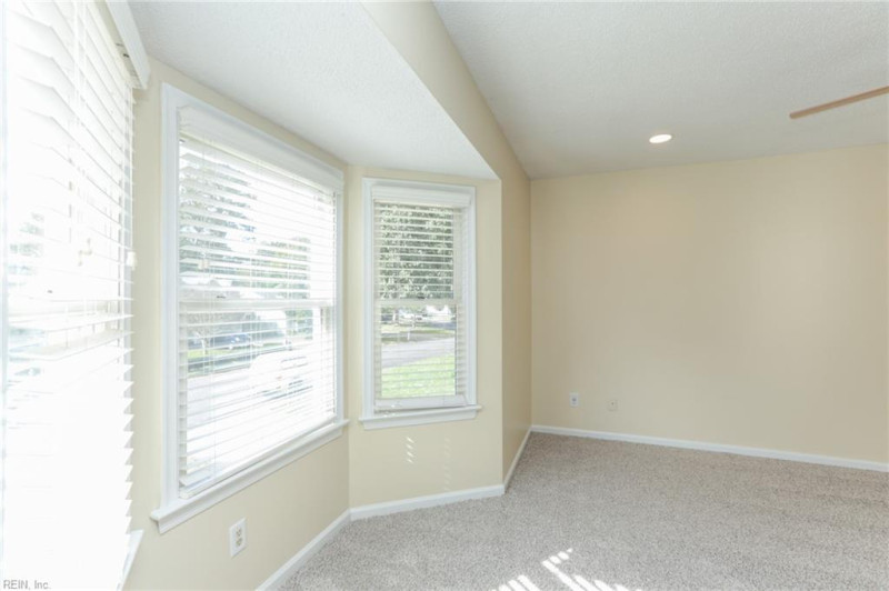 Photo 33 of 46 residential for sale in Chesapeake virginia