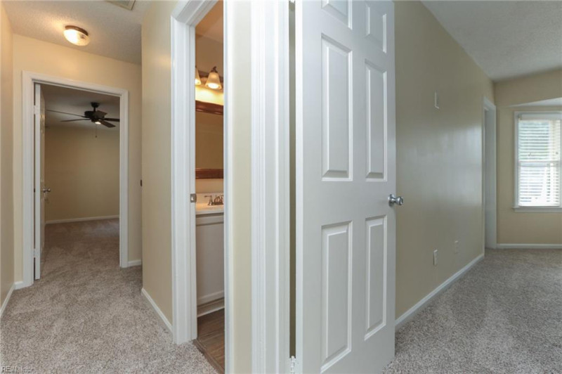 Photo 39 of 46 residential for sale in Chesapeake virginia