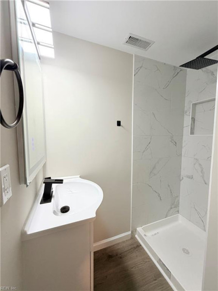 Photo 7 of 20 residential for sale in Hampton virginia