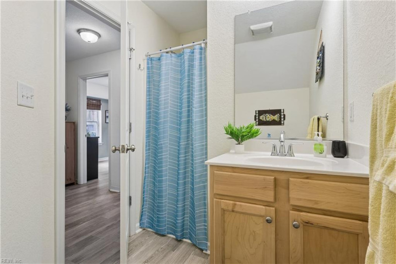 Photo 15 of 27 residential for sale in Virginia Beach virginia