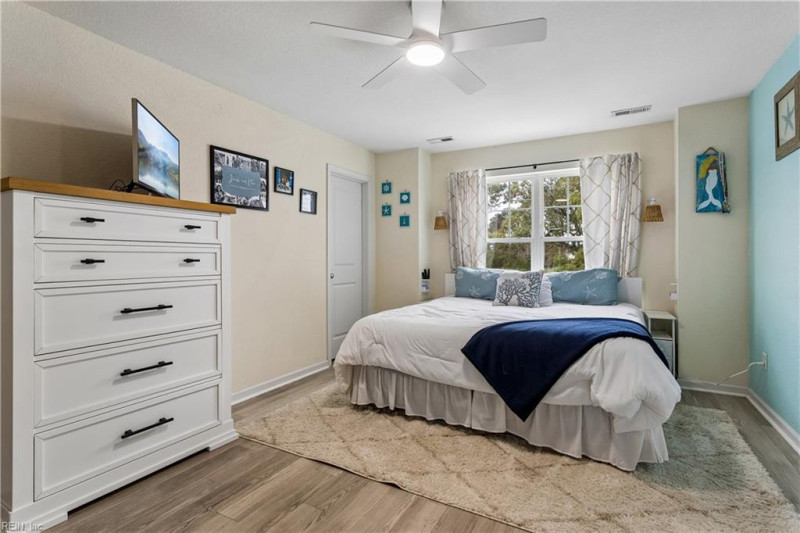 Photo 16 of 27 residential for sale in Virginia Beach virginia
