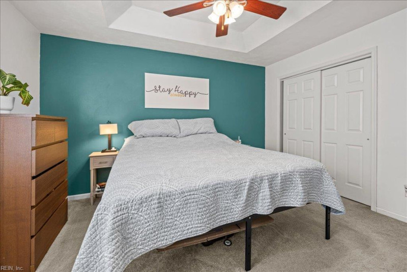 Photo 16 of 38 residential for sale in Chesapeake virginia