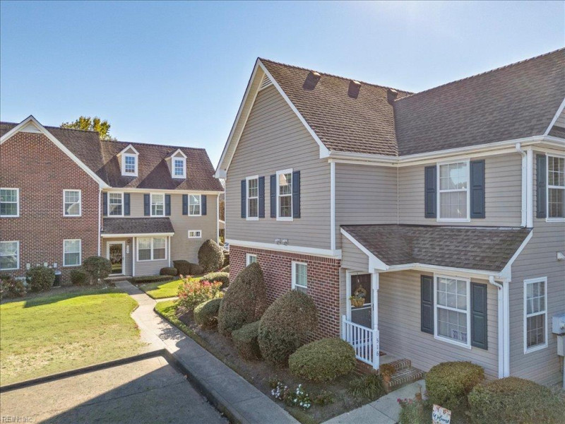Photo 31 of 38 residential for sale in Chesapeake virginia