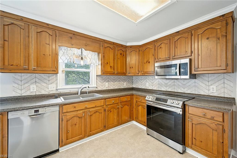 Photo 10 of 41 residential for sale in Portsmouth virginia Photo 10 of 41 residential for sale in Portsmouth virginia