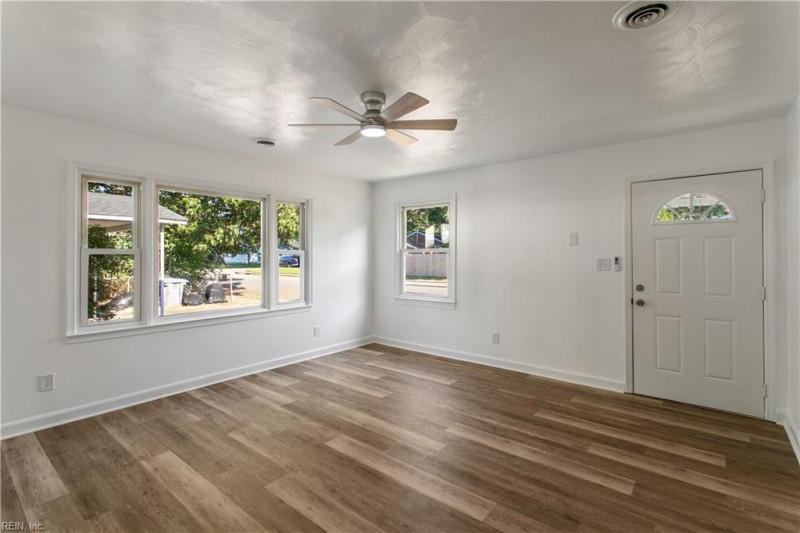 Photo 8 of 20 residential for sale in Hampton virginia