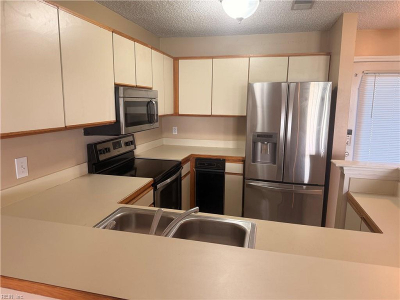 Photo 5 of 22 residential for sale in Virginia Beach virginia Photo 5 of 22 residential for sale in Virginia Beach virginia