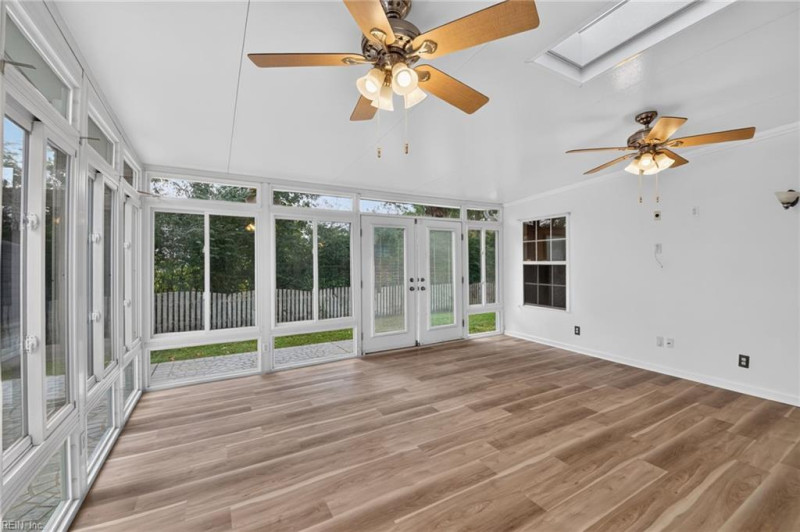 Photo 29 of 39 residential for sale in Virginia Beach virginia