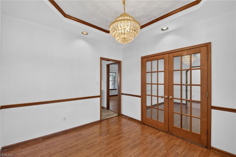 Photo 9 of 39 residential for sale in Virginia Beach virginia
