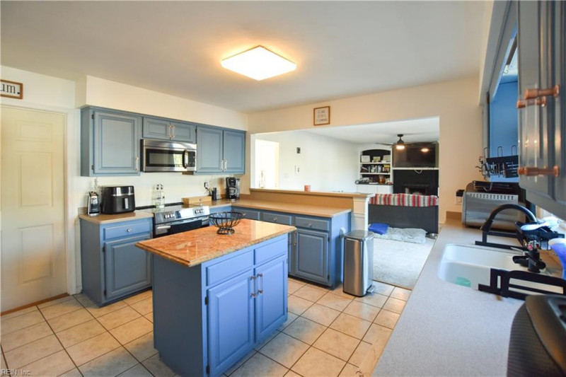 Photo 8 of 49 residential for sale in Chesapeake virginia Photo 8 of 49 residential for sale in Chesapeake virginia