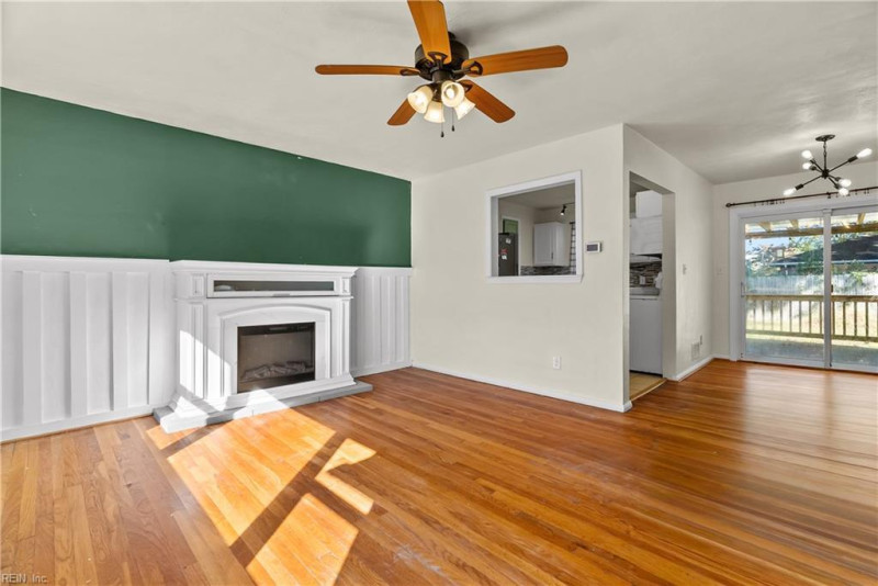 Photo 17 of 31 residential for sale in Virginia Beach virginia