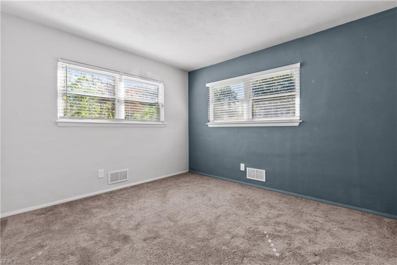 Photo 22 of 31 residential for sale in Virginia Beach virginia