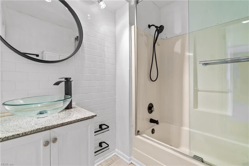 Photo 24 of 31 residential for sale in Virginia Beach virginia