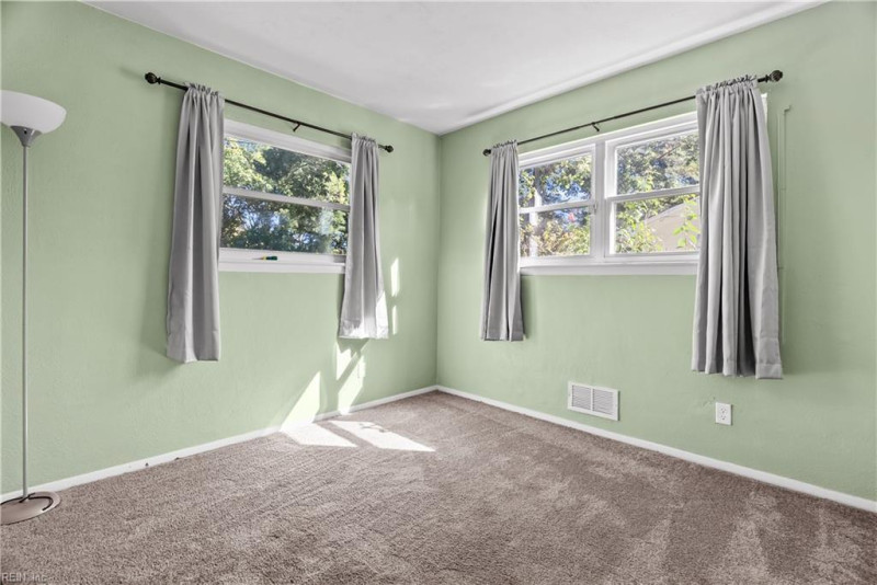 Photo 25 of 31 residential for sale in Virginia Beach virginia