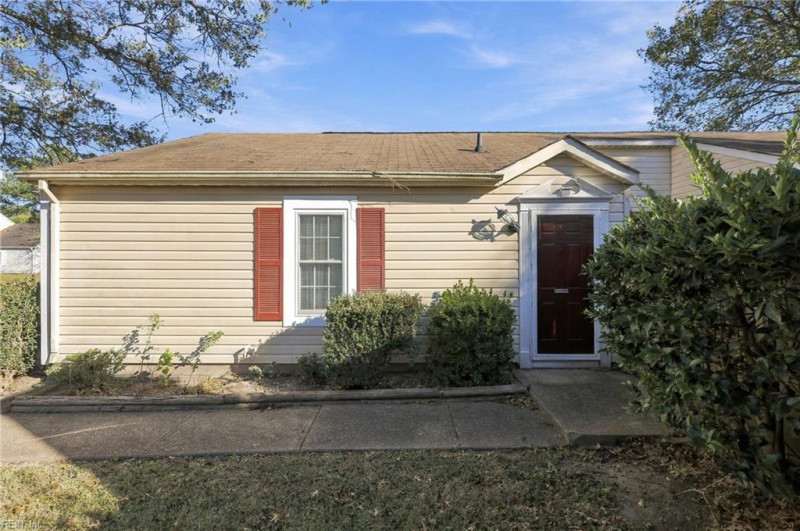 Photo 6 of 10 residential for sale in Virginia Beach virginia Photo 6 of 10 residential for sale in Virginia Beach virginia