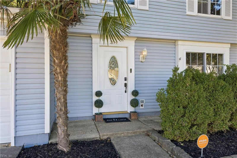 Photo 3 of 38 residential for sale in Newport News virginia Photo 3 of 38 residential for sale in Newport News virginia