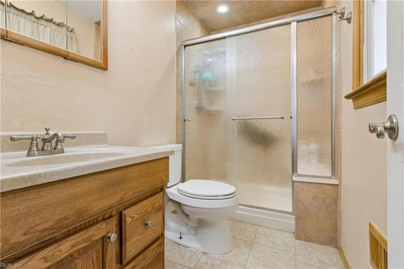 Photo 30 of 50 residential for sale in Chesapeake virginia Photo 30 of 50 residential for sale in Chesapeake virginia