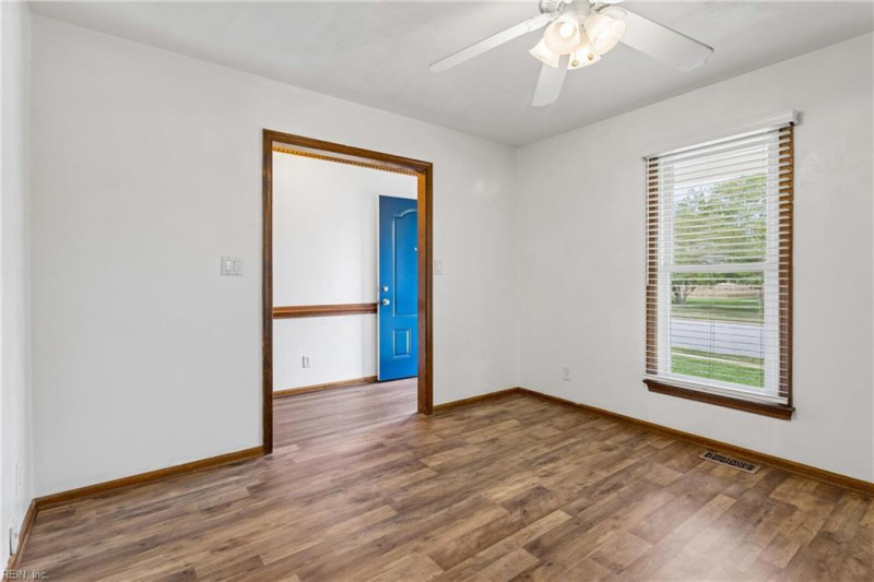 Photo 6 of 50 residential for sale in Chesapeake virginia Photo 6 of 50 residential for sale in Chesapeake virginia