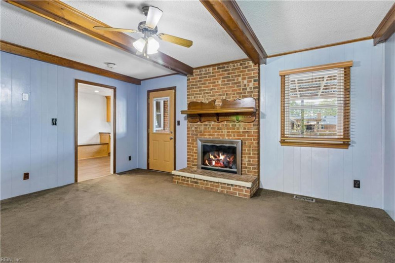Photo 9 of 50 residential for sale in Chesapeake virginia Photo 9 of 50 residential for sale in Chesapeake virginia