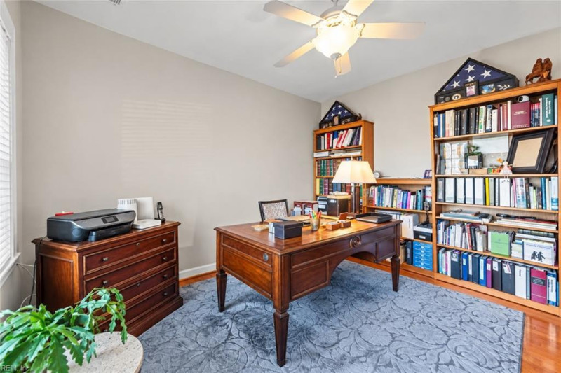 Photo 17 of 50 residential for sale in Chesapeake virginia Photo 17 of 50 residential for sale in Chesapeake virginia